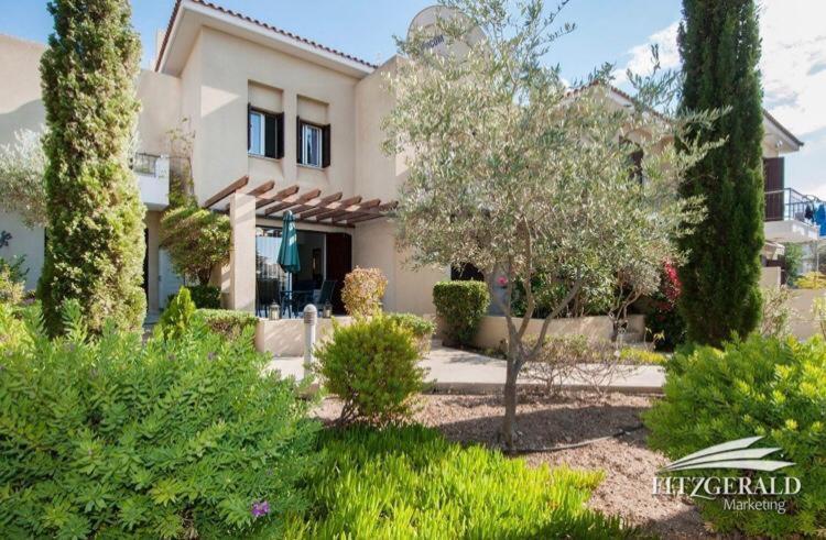Owls Nest Townhouse Villa Paphos Exterior photo