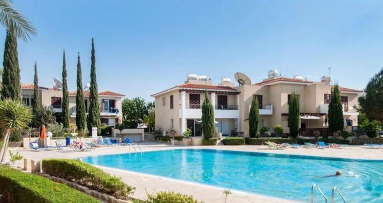 Owls Nest Townhouse Villa Paphos Exterior photo